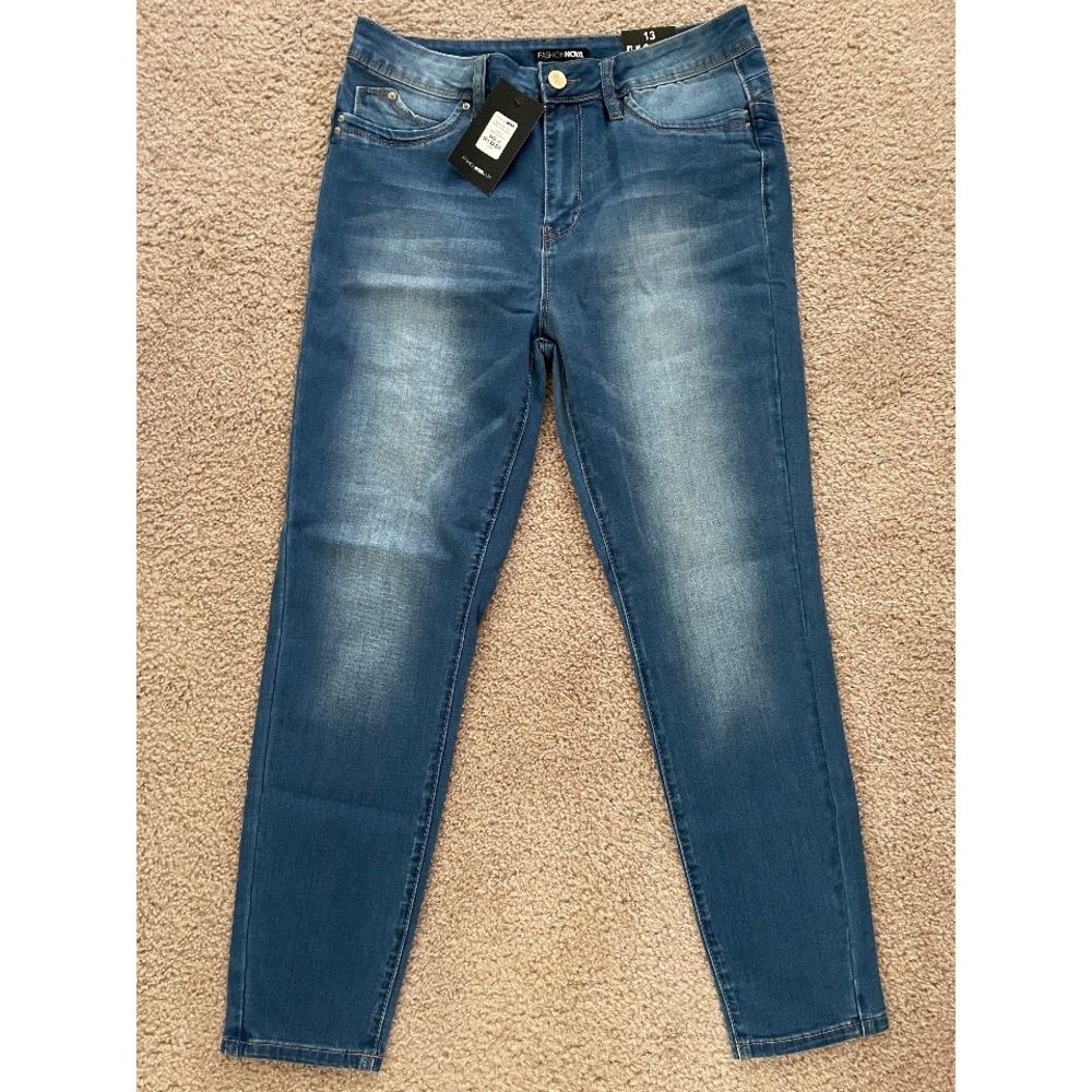 NWT Skinny Jeans